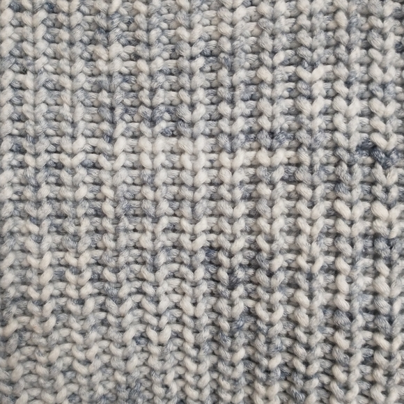 Medium J.Crew Sweater - Picture 2 of 8